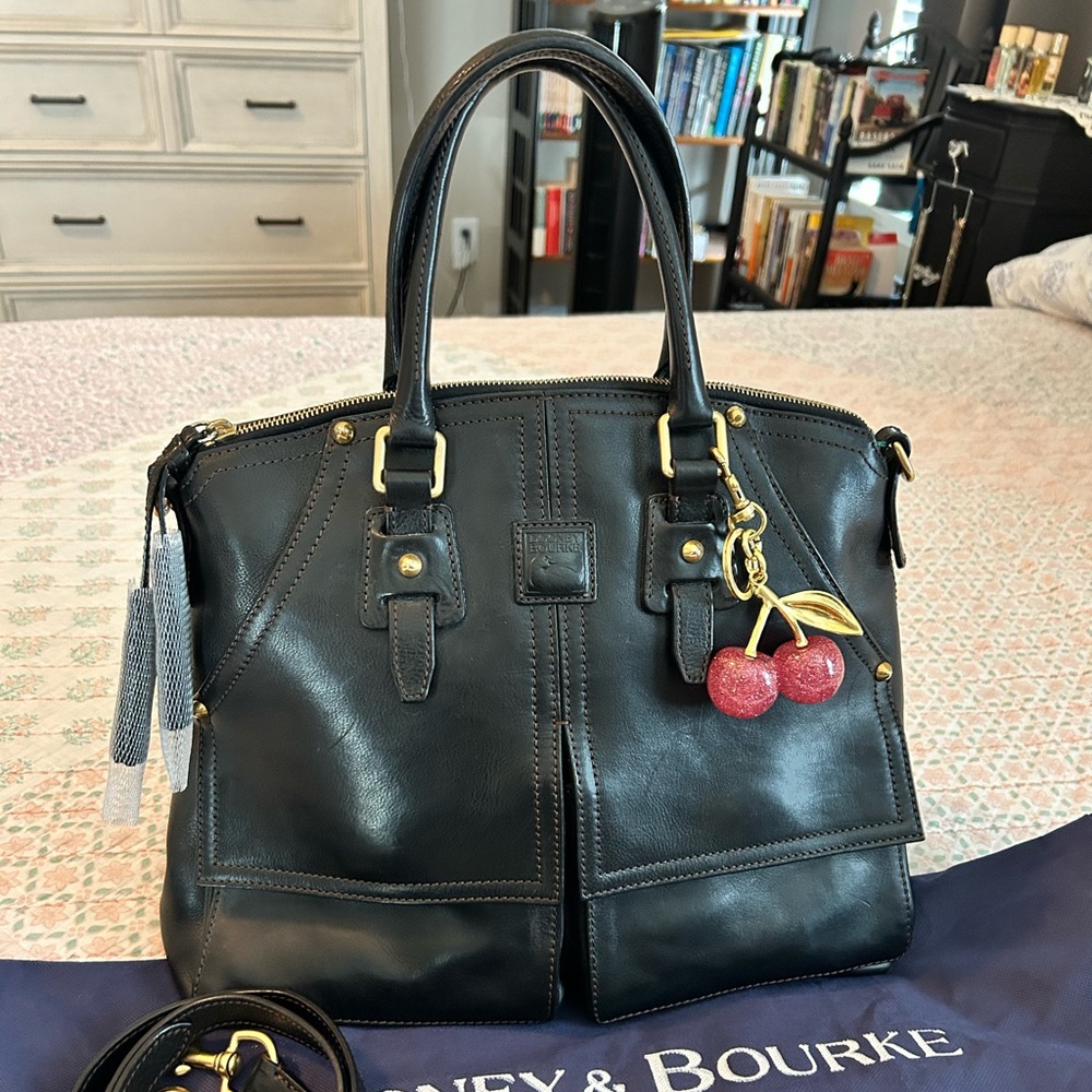 Dooney & Bourke Florentine Leather Clayton Satchel in Black, Excellent Used Cond